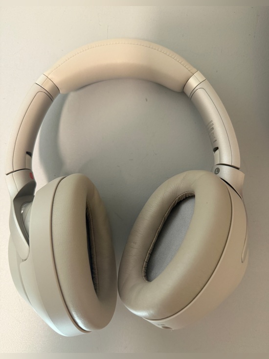 Sony Other - Sony AH-1000XM3 Noise Cancelling Over-Ear Headphones in Cream